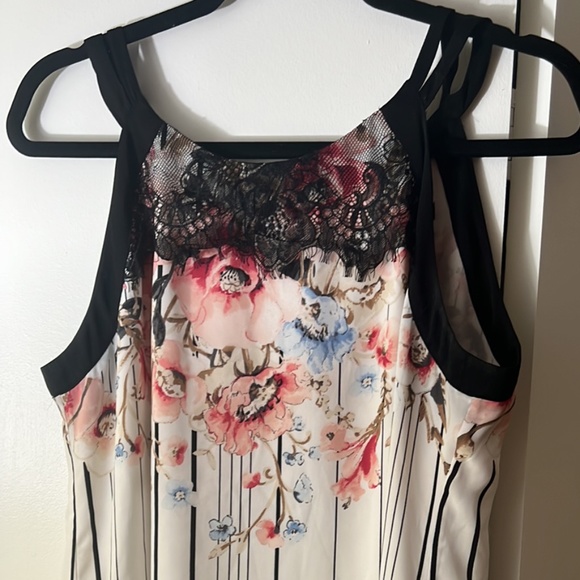 WHBM top - Picture 1 of 3